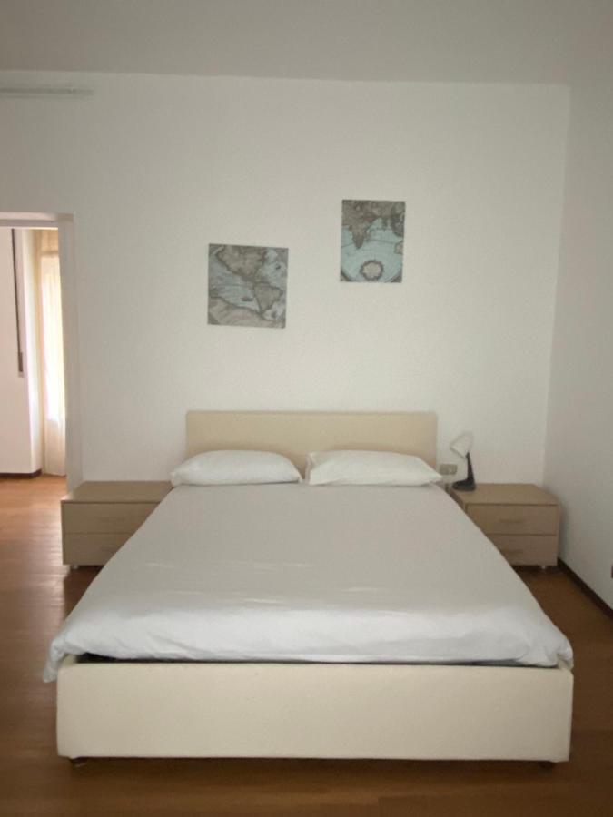Appartmentslapiazzetta -1-2-6 Sesto Calende Exterior foto